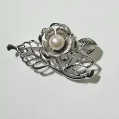 シルバーパール花葉デザインブローチ