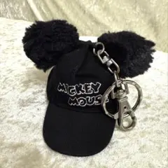 ディズニーリゾート ミッキー　ポンポンキャップ　キーホルダー