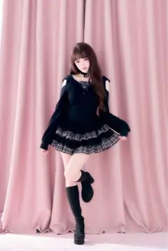 BunnyLis レースアップネックオフショルフリルワンピ ベージュ - メルカリ