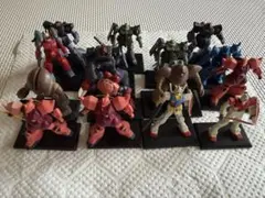 【レトロ】機動戦士ガンダム ミニフィギュアセットのサムネイル
