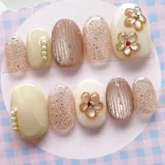 現品♡ぷっくりフラワー ニュアンスミラー マグネット 韓国ネイル