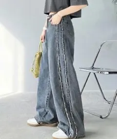 新品タグ付き　JaVa　サイドフリンジ ワイドストレートデニムパンツ　　Mのサムネイル