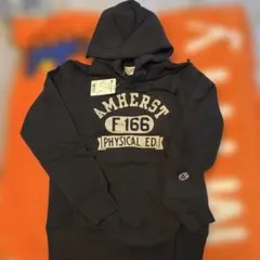 新品タグ付きChampion AMHERST F.166 パーカー M ブラック