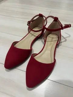 LIBERTYDOLLレッド フラットシューズ ストラップ付き