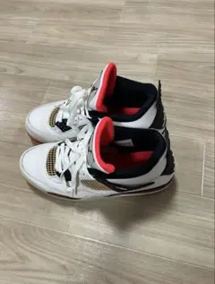 NIKE ナイキ AIR JORDAN 4 RETRO