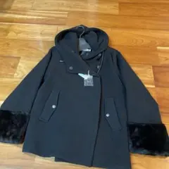 【新品未使用】フード付きブラックジャケット　コート