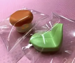 シルバニア　きのこのテーブル&葉っぱの椅子 シルバニア きのこのテーブル&葉っぱの椅子 - メルカリ