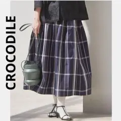 ◉美品◉CROCODILE チェック柄フレアスカート ネイビー L 定価1.3万のサムネイル