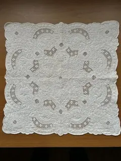 スワトウ刺繍入りハンカチーフ