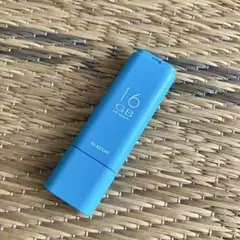 中古　エレコム　USBメモリ　16GB ブルー
