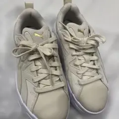 最終値下げ！Puma クリーム 厚底スニーカー