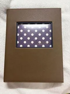 Item thumbnail for item c5df706c-80b7-4281-be22-371b2318940f