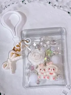 Item thumbnail for item f6a6f5d6-de44-46a1-8eb6-d1198471c89d