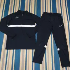 札幌大学 NIKE ジャージ 上下セット 今月中に処分 - メルカリ