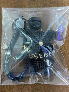 新品　クマ　キーホルダー　黒