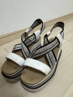 値下げ STELLA McCARTNEY スニークエリス ストライプ サンダルのサムネイル