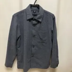 ユニクロ　グレー　シャツ