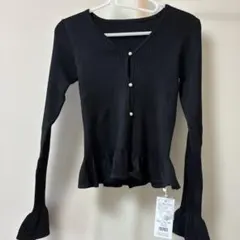 新品タグ付き！フリル裾 黒 長袖ニット Fサイズ
