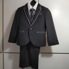 スーツ一式（110センチ）／ミチコロンドンコシノ