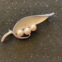 【SILVER刻印】パール ブローチ リーフモチーフ 銀製 3珠