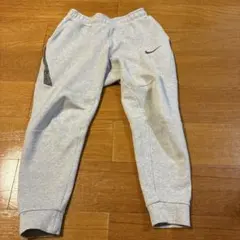 Nike グレー スウェットパンツ