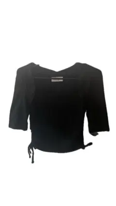 黒の五分袖Tシャツ サイドリボン付き