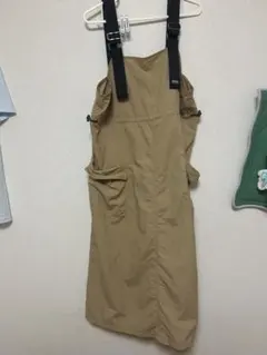 ベージュ サロペット ワンピース