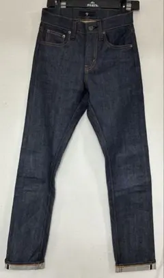 ユニクロ　ダークブルー セルビッチストレートジーンズ　美品！サイズXS