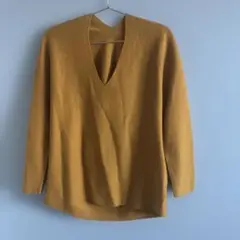 マスタード Vネック ニットセーター 長袖