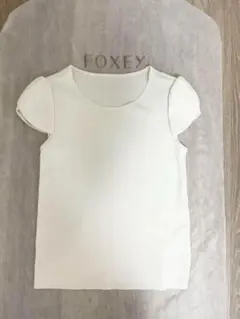新品 タグ付き foxey フォクシーブティック 40 チューリップスリーブのサムネイル