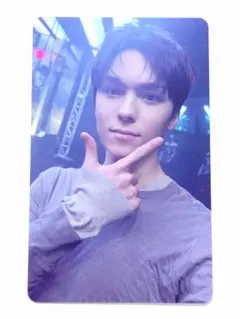 SEVENTEEN 会場限定 トレカ 日産 バーノン