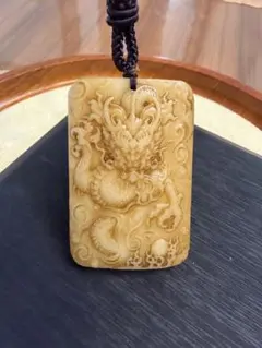 翡翠 天然石 玉石 骨董品 ベルトバックル コレクション - メルカリ