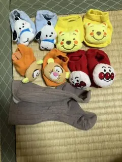 ベビー3ヶ月から6ヶ月くらいの服と靴下等のセットです。