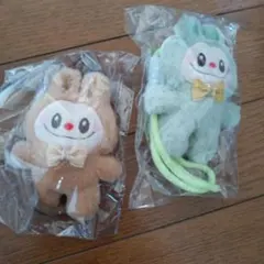 ラブブ　スマホ　キーホルダー　キーチャーム　2個セット【新品、未使用】