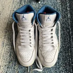 NIKE AIR JORDAN ミッドカット スニーカー ホワイト ブルー