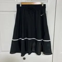 NIKE ナイロンメッシュフレアスカート