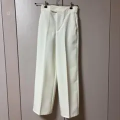 新品未使用 GU センタープレスストレートパンツZ オフホワイト XS 裾上げ済