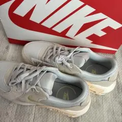 ⭐︎NIKE ウィメンズエアマックスエクシー⭐︎レディーススニーカー☆