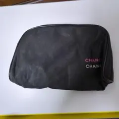 CHANEL 黒ポーチ ノベルティ