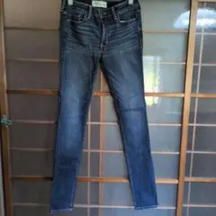 Abercrombie & Fitch スーパースキニーデニムのサムネイル