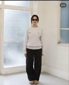 hhoommee グレー トレーナー 赤青刺繍