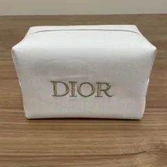 Dior ノベルティホワイトポーチ ボックス型
