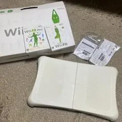 【Wii】Wii Fit & Wii Fit Plus + ボード同梱（純正）
