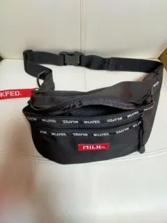 Item thumbnail for item 8f6de92f-de94-47bc-b102-670fab90dc35