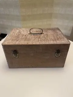 Item thumbnail for item 7cb760cd-2f79-4c58-82d7-17b63be38829