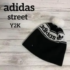 【adidas】アディダス　ボンボンニット帽　ブラック／ホワイト