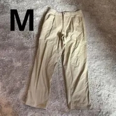 タック入りコットンパンツ　Mサイズ相当　ベージュ　ナチュラル系　ゴルフウェア