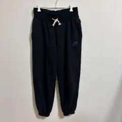 NIKE ジョガーパンツ 黒 紫ロゴ