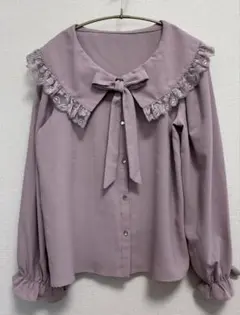 INGNIフリル付き襟のピンクグレー色ブラウス