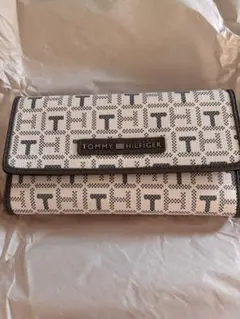TOMMY HILFIGER ストライプ長財布のサムネイル